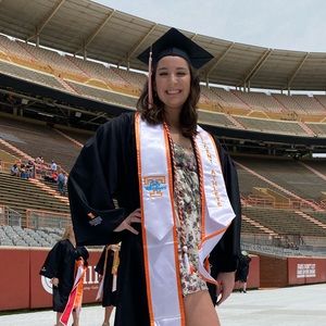 Meet your Posher, Ana